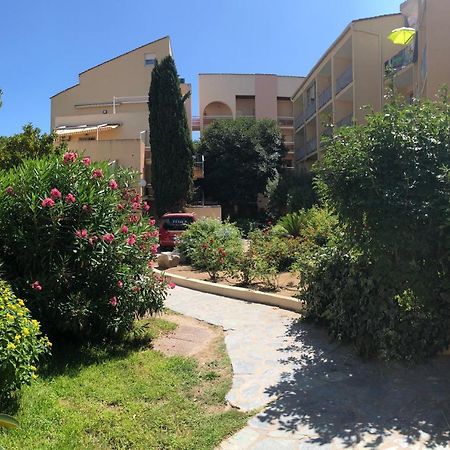 Duplex Renove Les Pieds Dans L'Eau Apartment Calvi  Exterior photo